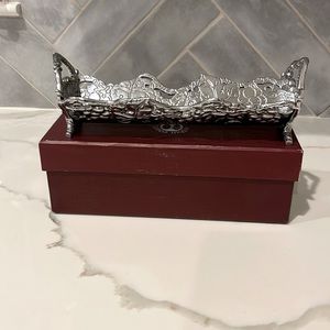 Arthur Court Grape Cracker Tray